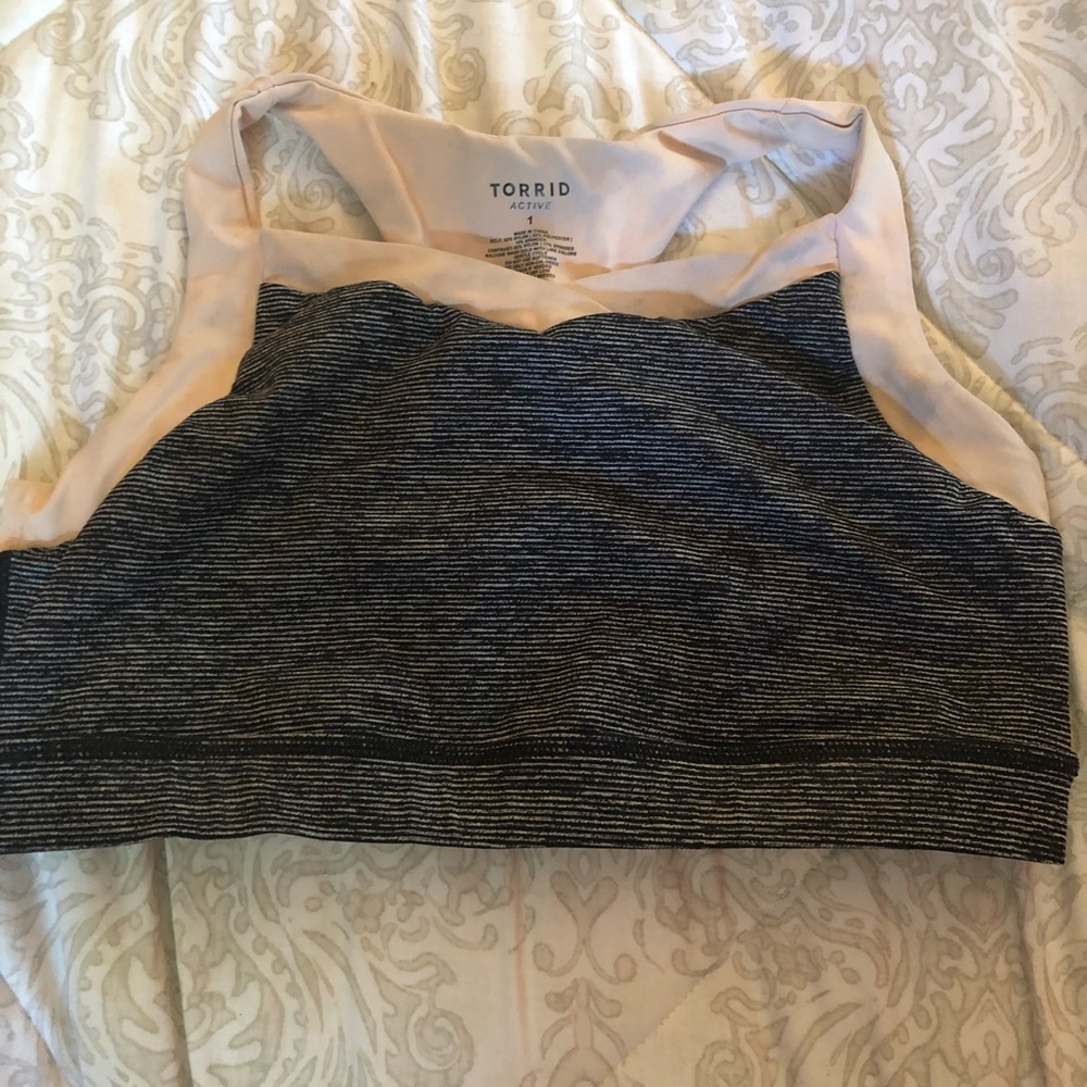 Sports bra